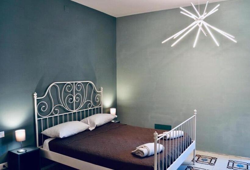 سوییت خانوادگی, B&b Salerno Relais