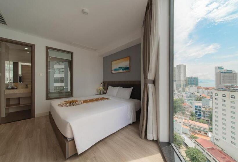 اتاق لوکس با چشم‌انداز شهر, Zenia Boutique Hotel Nha Trang