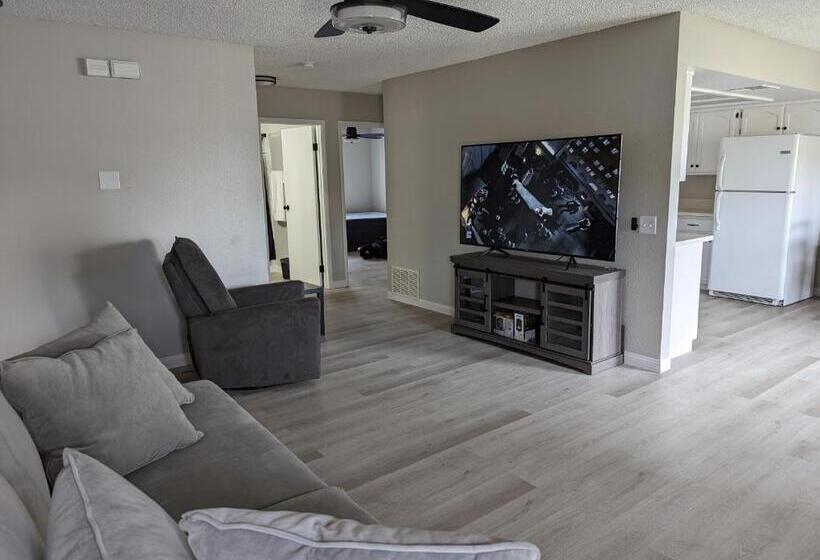 Apartamento 2 Dormitórios, Casa Mesa Villas