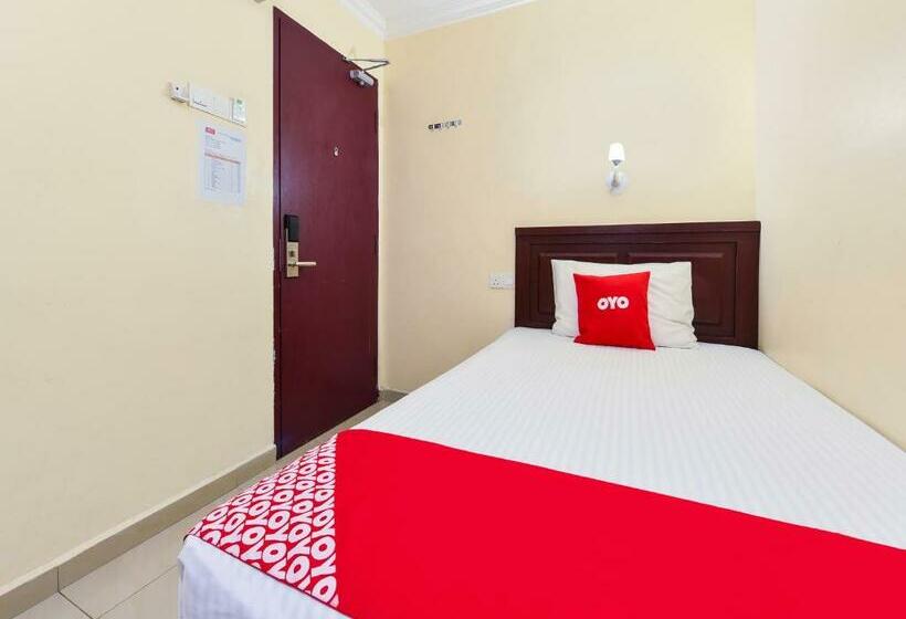Номер Deluxe Одноместный, Oyo 90562 J Hostels Pj