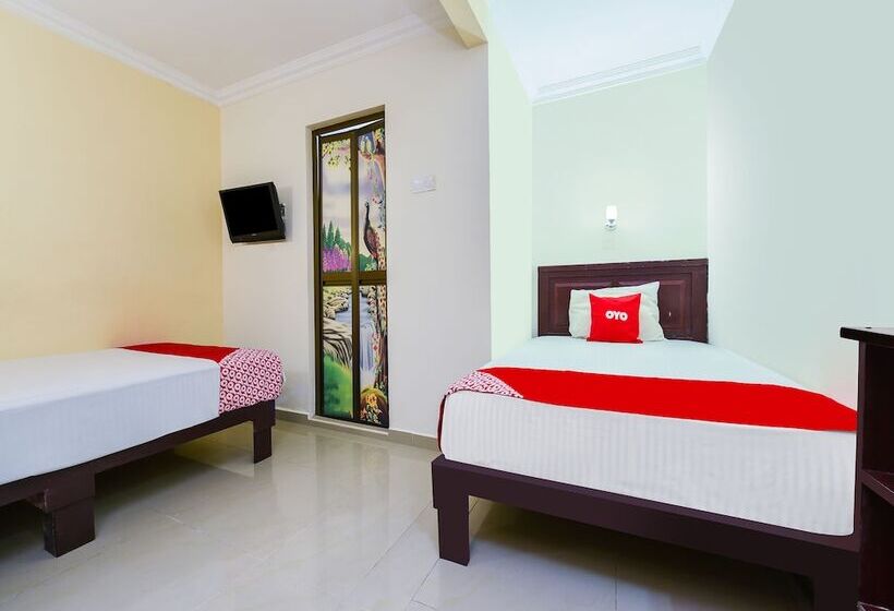 Номер Deluxe, Oyo 90562 J Hostels Pj