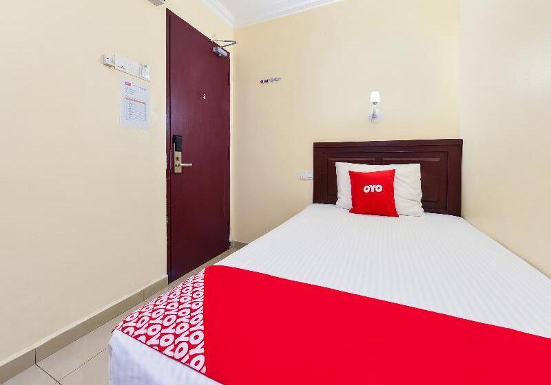 Номер Deluxe Одноместный, Oyo 90562 J Hostels Pj