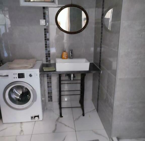 Номер Стандарт, Castellum Apartman