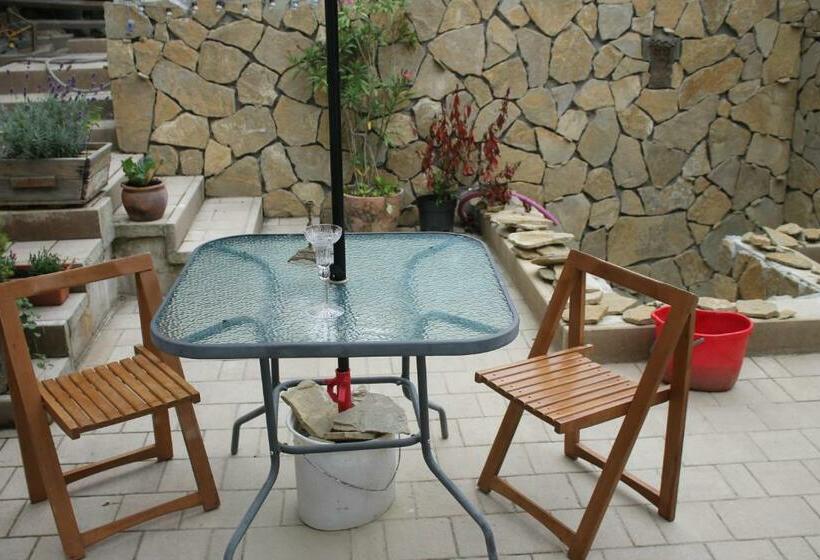 Номер Стандарт, Castellum Apartman