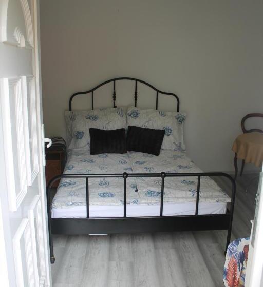 Апартаменты 2 Спальни, Castellum Apartman