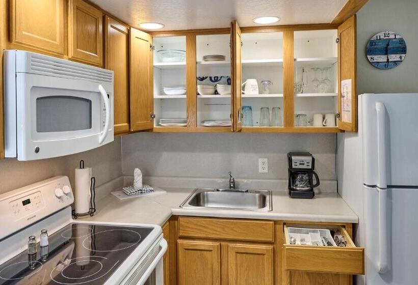 Студия Superior, D Sands Rentals