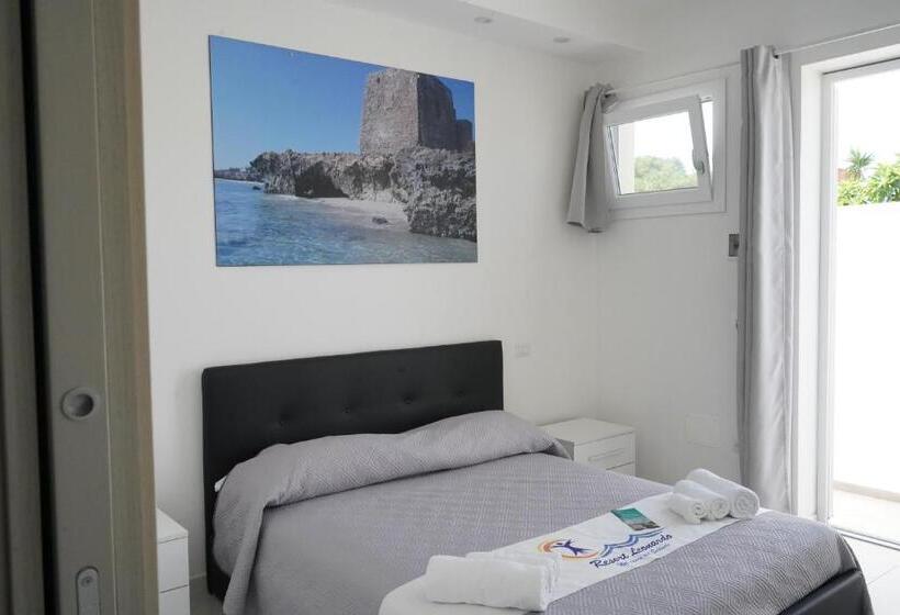 اتاق استاندارد سه نفره, Resort Leonardo  Room, Pool & Restaurant