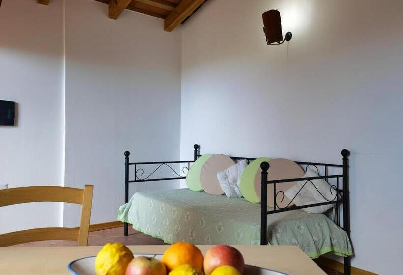 Семейный Номер, La Corte Degli Ulivi   Albergo Rurale