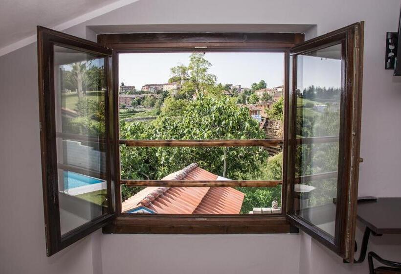 带大床的标准间, B&b Miellò Nelle Langhe