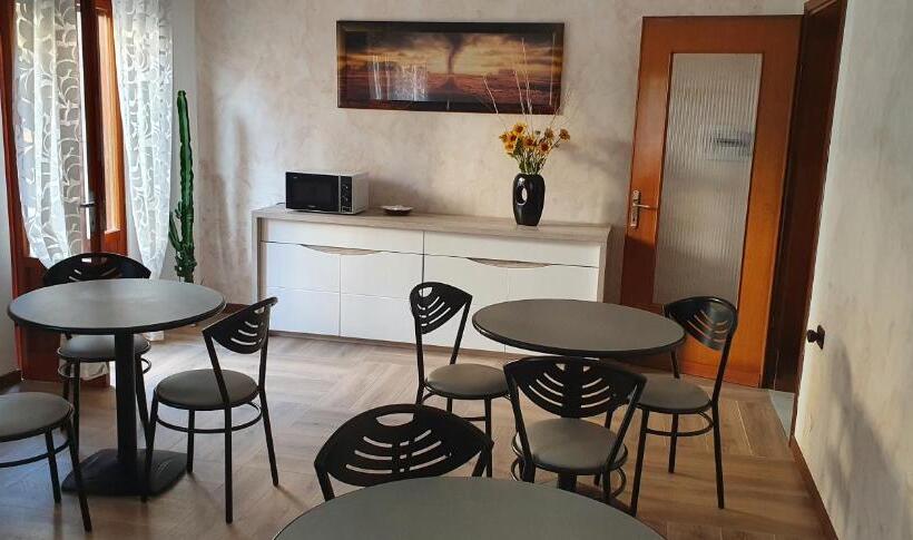 Номер Стандарт Трехместный, Le Rustiche Foresteria