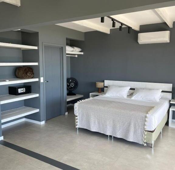 침실 1개 바다 전망 아파트, Club De Mar Condo