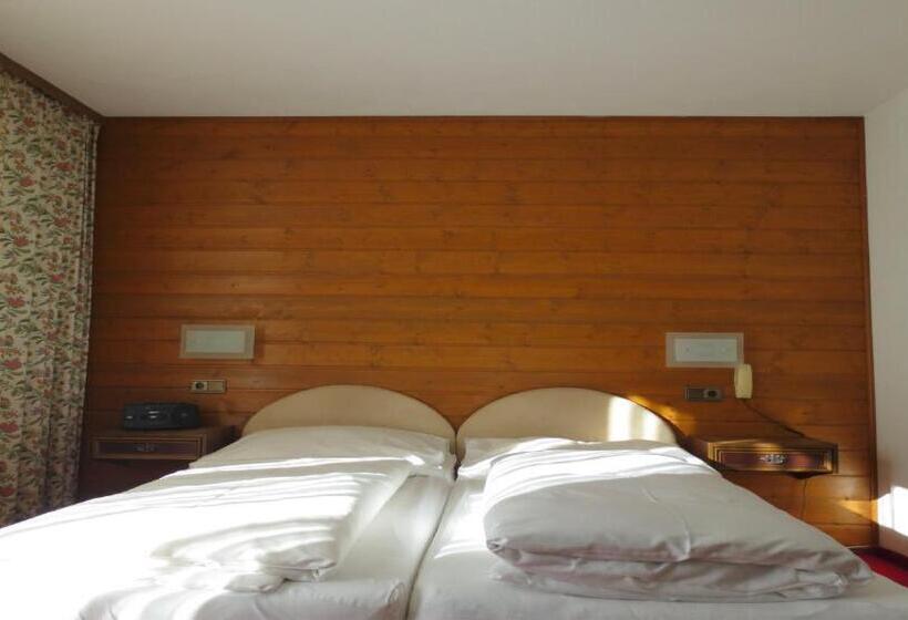 Comfort room with balcony, Haus Churlis