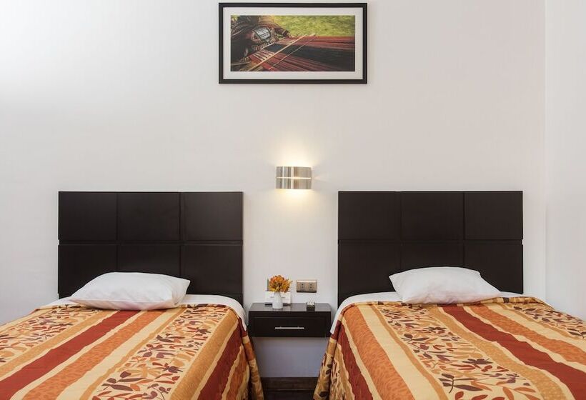 Quarto Estandar, Hostal El Triunfo
