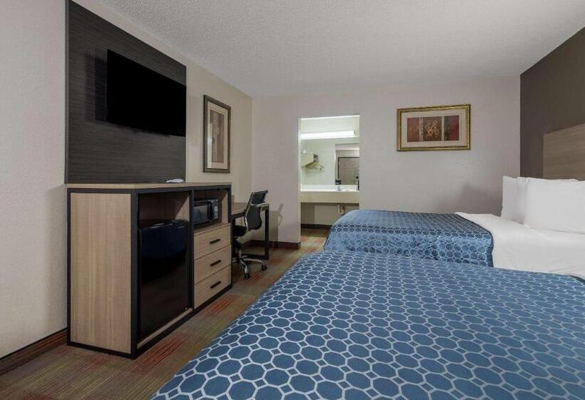 带2个双人床的标准工作室, Rodeway Inn