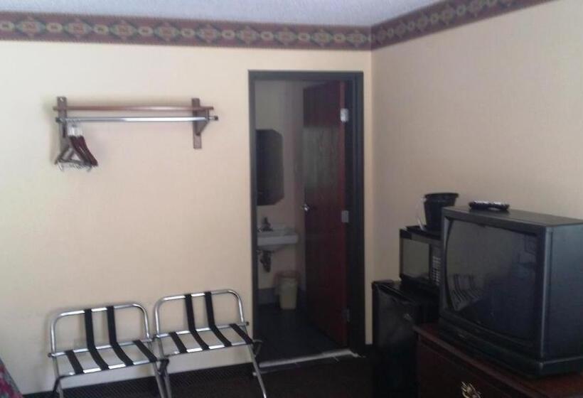 스탠다드 룸 킹사이즈 침대, Scottish Inn Maggie Valley