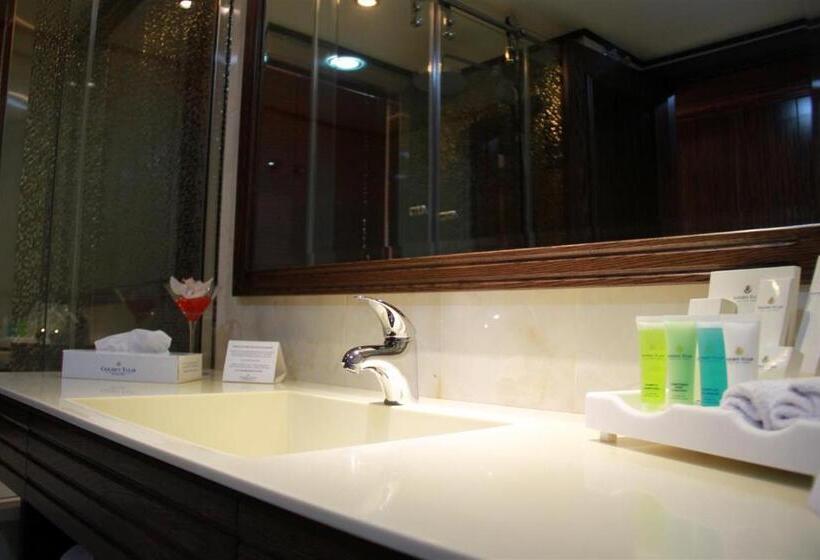 اتاق لوکس, Golden Lili Resort & Spa