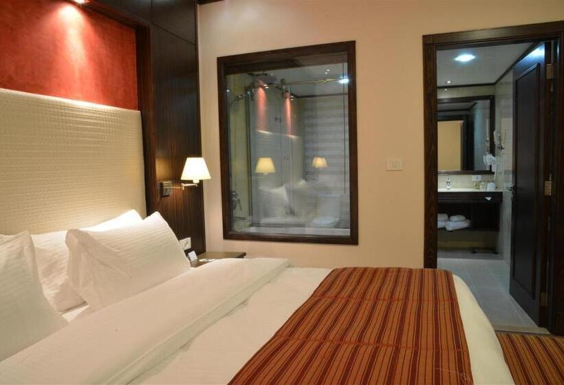 سوییت اجرایی, Golden Lili Resort & Spa