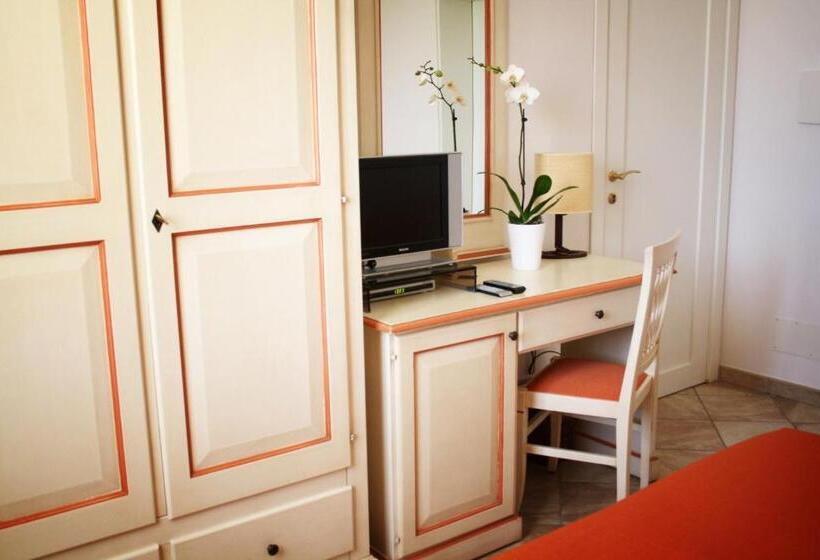 Standard Room, Alla Corte Del Picchio Room & Breakfast