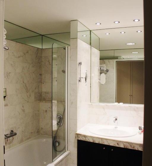 Quarto Deluxe, Singerstrasse 21 25 Aparthotel 350m Next To St Stephen S Square
