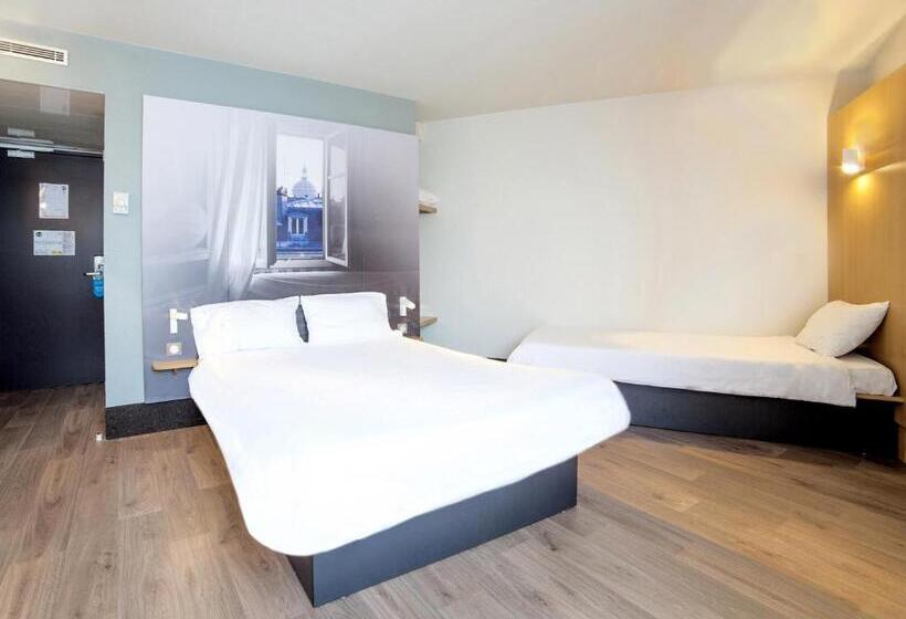 Номер Стандарт Трехместный, B&b Hotel Paris Malakoff Parc Des Expositions