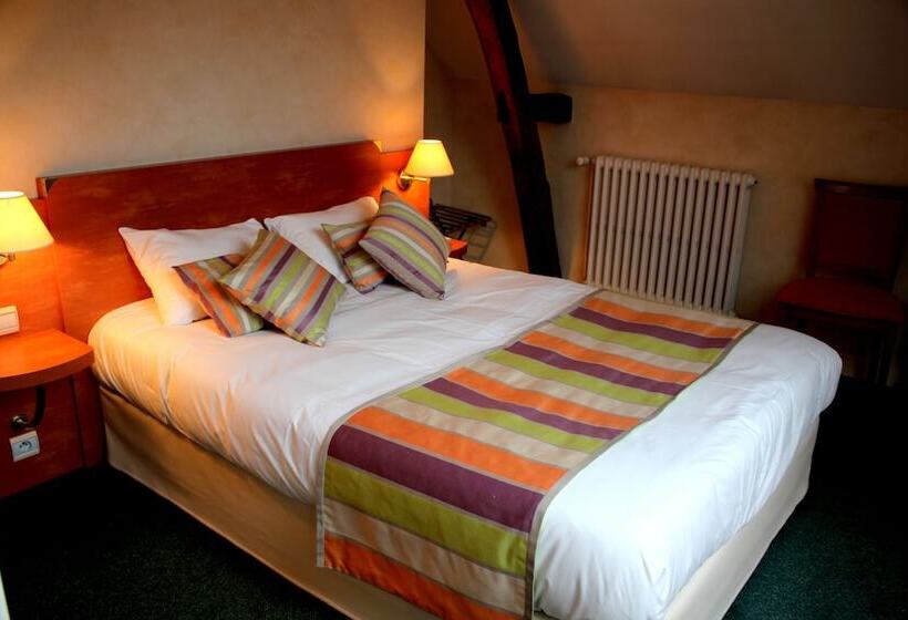 Номер Стандарт, Logis Hôtel Le Pélican
