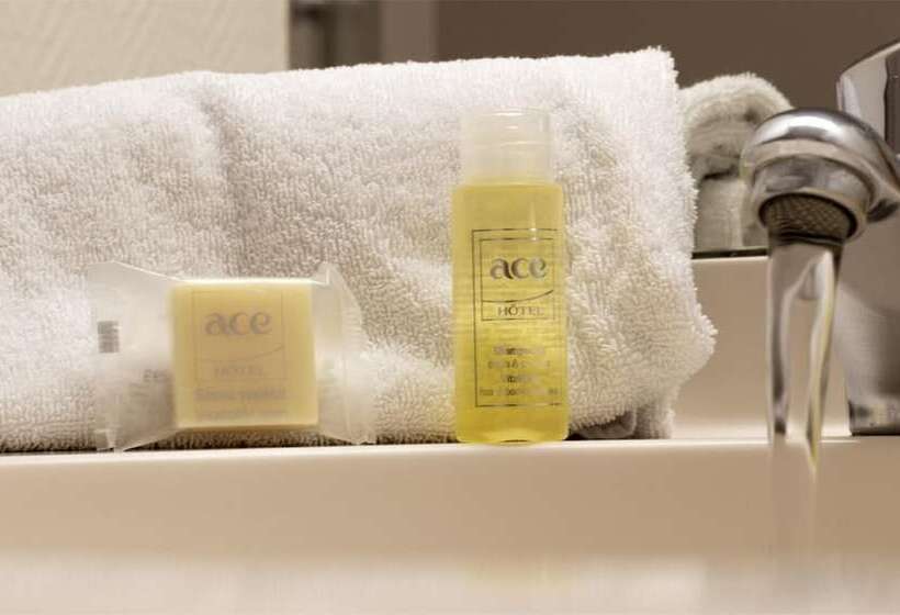 Номер Стандарт Трехместный, Ace Hotel Bourges