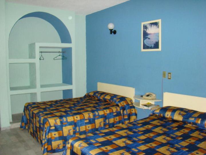 ファミリールーム, Dorados Acapulco