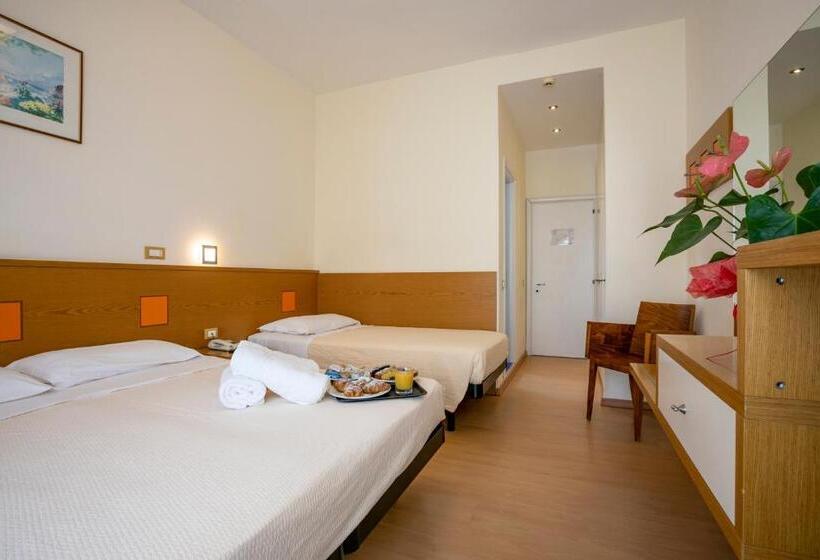Camera Standard Vista Mare, Ridolfi