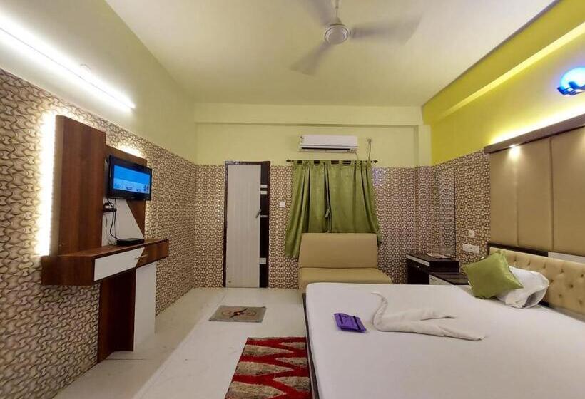 バルコニー付きデラックスルーム, Hindusthan Inn   On Beach