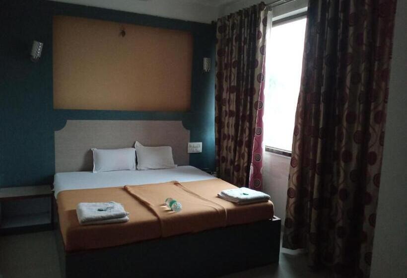 Номер Deluxe, Malhar Palace