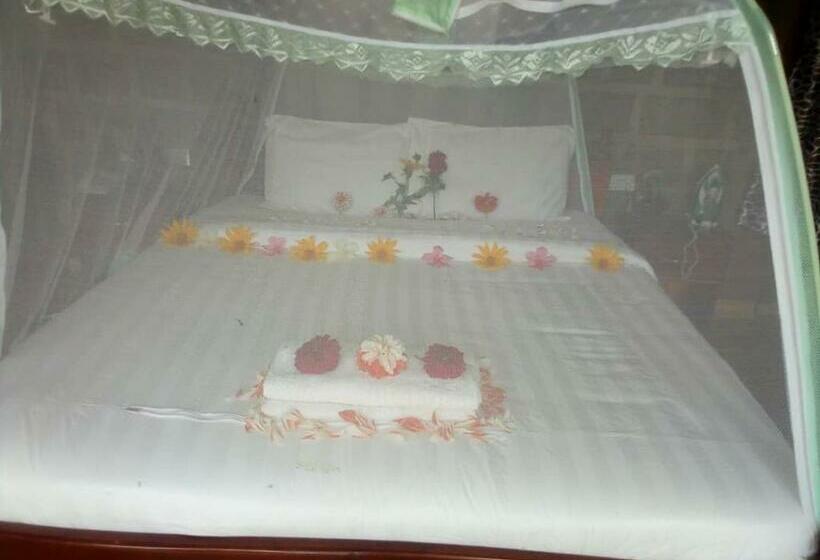 اتاق استاندارد یک نفره, Sipi Valley Resort