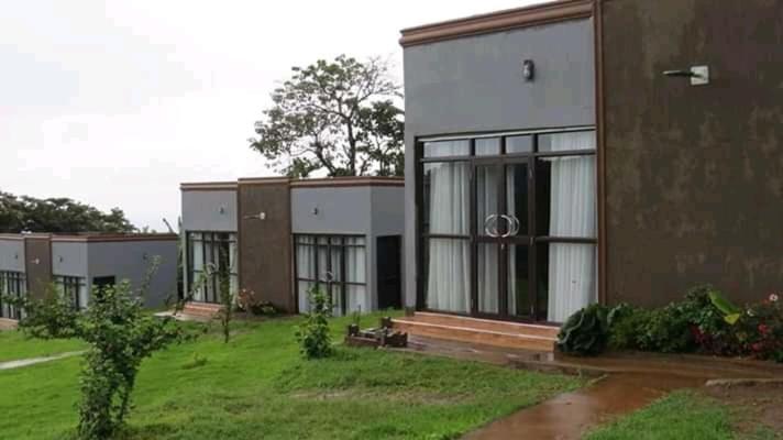 اتاق استاندارد یک نفره, Sipi Valley Resort