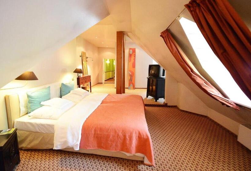 Номер Стандарт Индивидуальный, Romantik Hotel Jagdhaus Waldfrieden