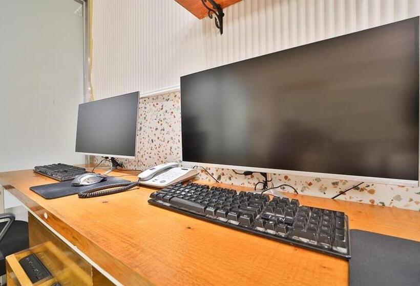 Люкс, Daegu February Hotel Dongdaegustation
