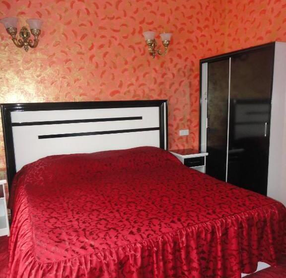 سوییت, Diana Hotel