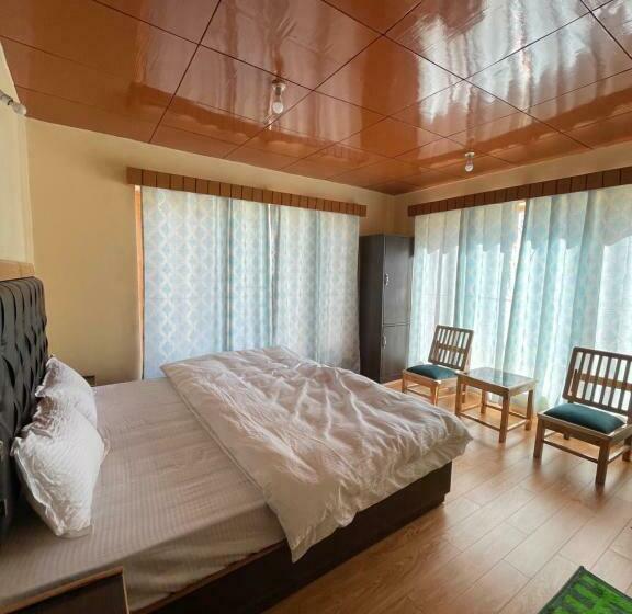 اتاق استاندارد, Hinjumaa Guest House