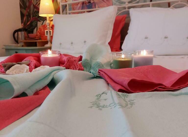 اتاق استاندارد, Aura Relais