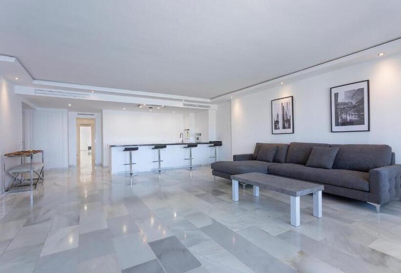 Апартаменты Deluxe 3 Спальни Вид на Море, B51 Executive Flats Marbella