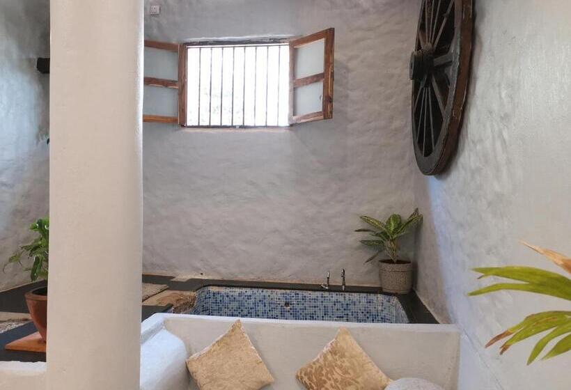 Люкс Повышенной Комфортности, Achalaa Resort