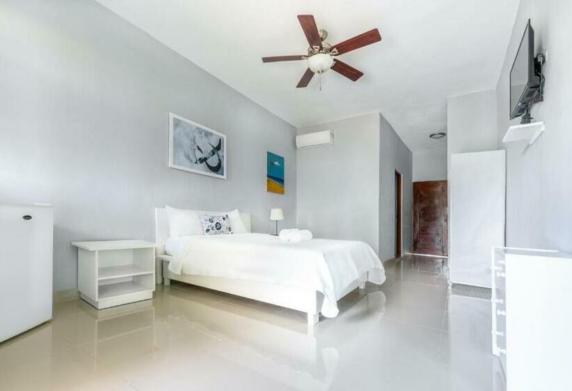 سوئیت با بالکن, Bella Vida Hotel Punta Cana