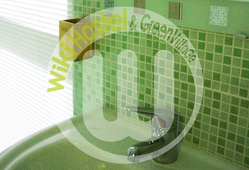 Кровать в Общей Комнате, Wiki Hostel & Greenvillage
