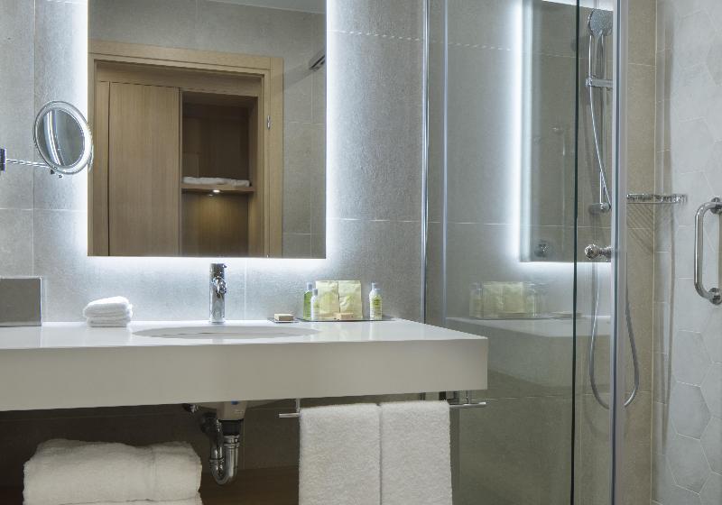 스탠다드 룸 킹사이즈 침대, Doubletree By Hilton Plovdiv Center