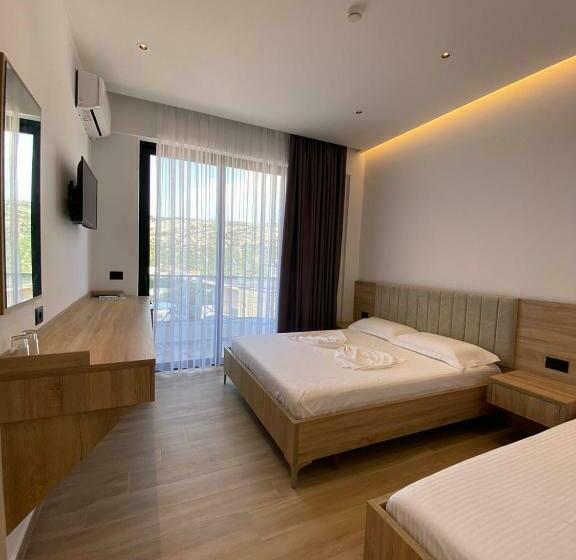 デラックストリプルルーム, Seli S Villa Ksamil