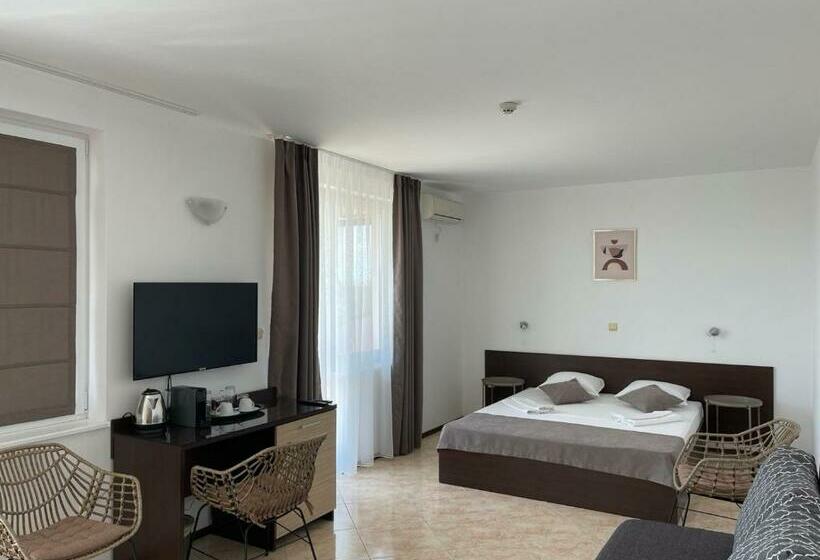 Студия Стандарт, Villa Mia