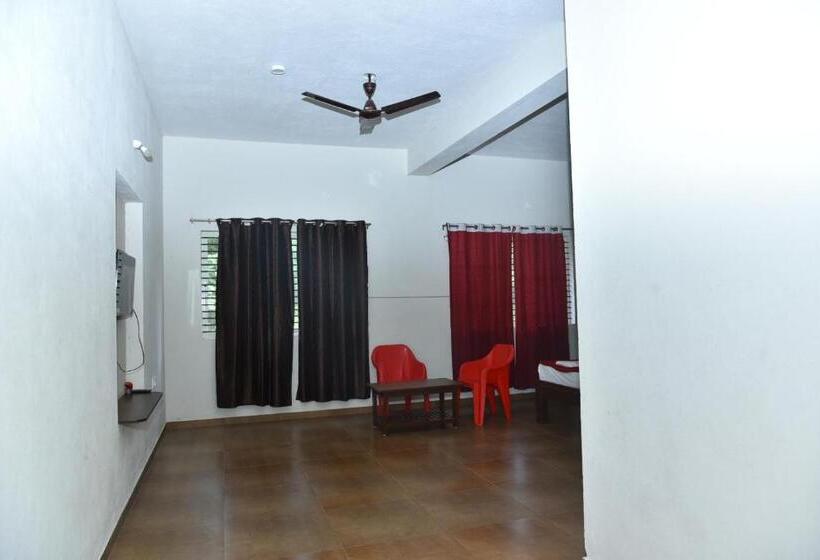带大床的豪华间, 3season Resort Hampi
