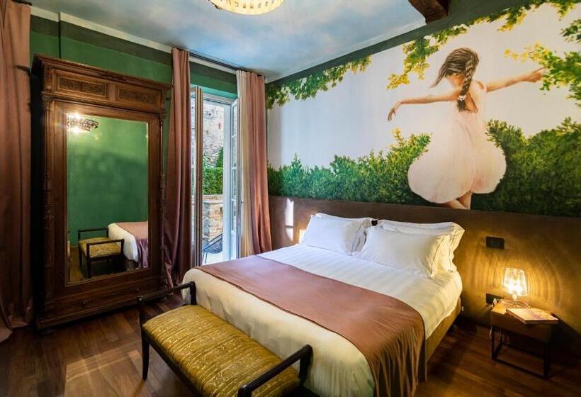اتاق لوکس, Palazzo Fauzone Relais