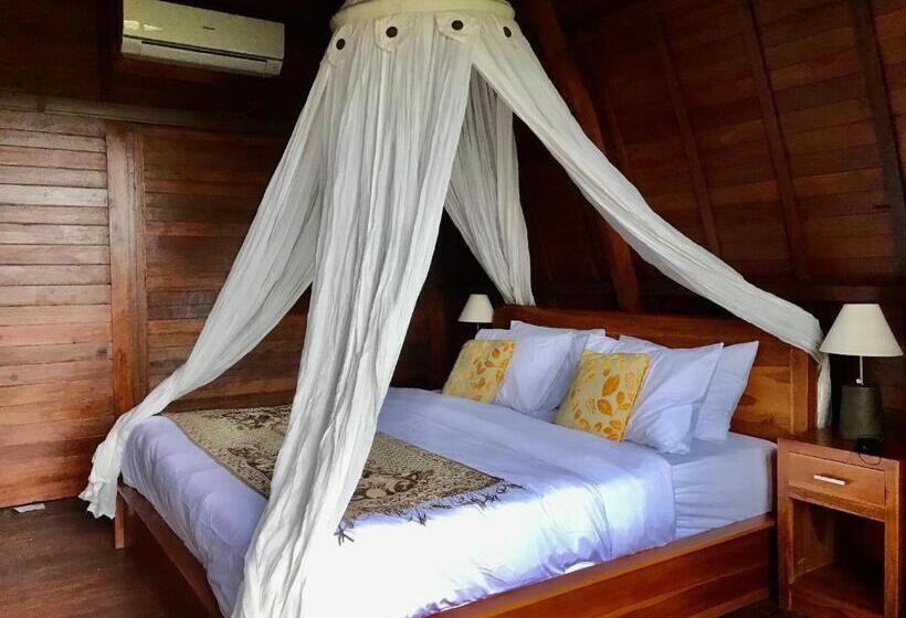 Номер Стандарт с Террасой, Kubu Bakas Guest House