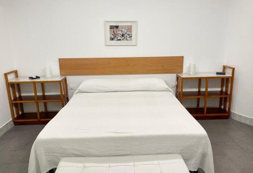Стандартный Номер Кровать Кинг, Mia B&b