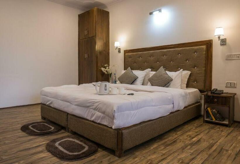 マウンテンビュースタンダードルーム, Ree Hostel