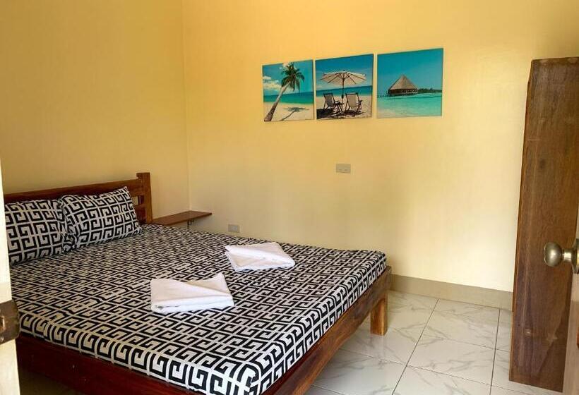 غرفة إقتصادية, Midnite Inn